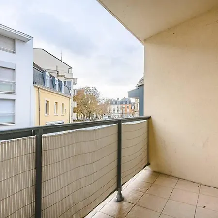 Camille - Avec Exterieur Reims